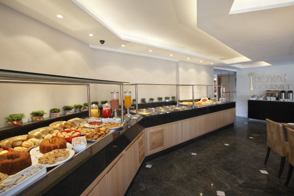 Royal Ocean Palace Hotel (Macaé)